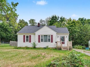 1528 Hamelink Dr, Portage, MI 49002