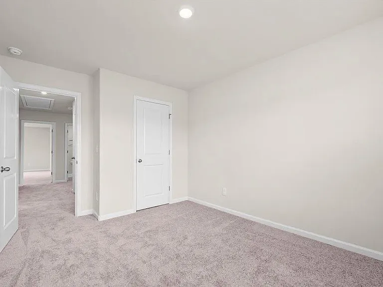 2142 Willow Glen Dr — Photo 34