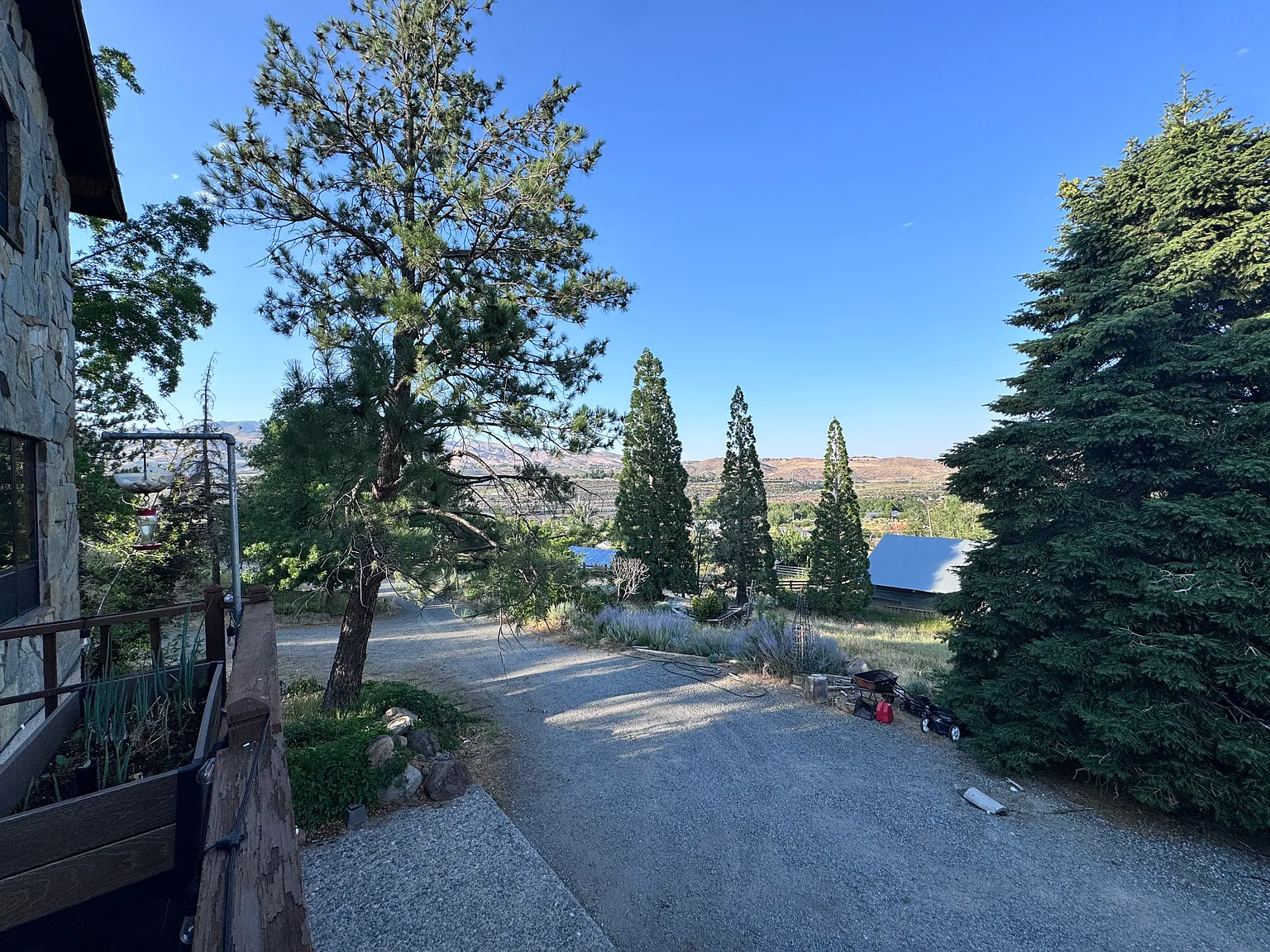 3274 Mario Rd — Photo 3