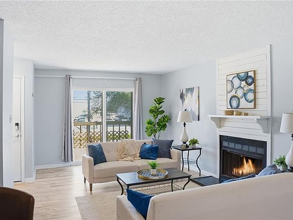 3rd image of 737 W Ocean View Ave APT A