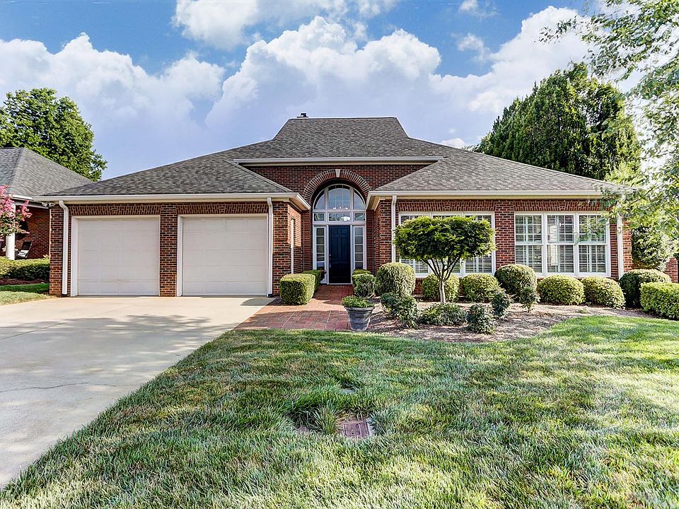 1st image of 2213 Water Oak Ln