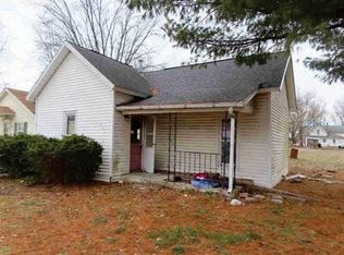 215 S Railroad St, Lovington, IL