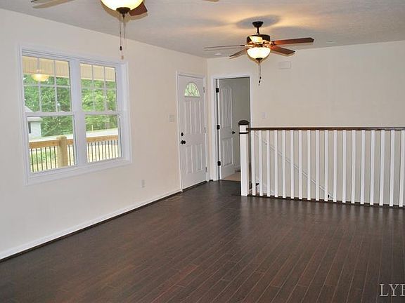 4th image of 1352 Willow Oak Dr