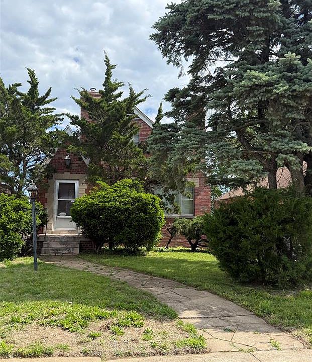 1st image of 1615 Veronica Ave
