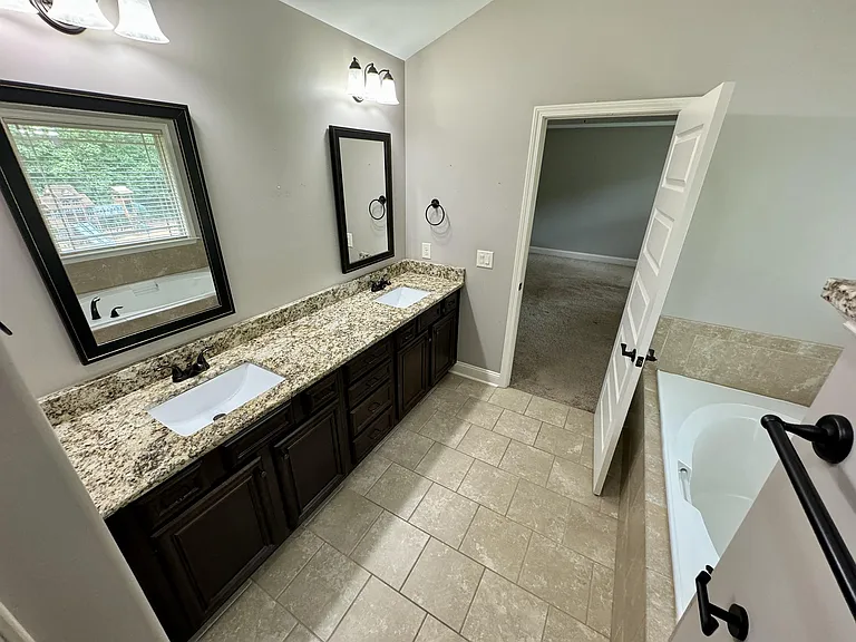 139 Fishers Mill Dr — Photo 34