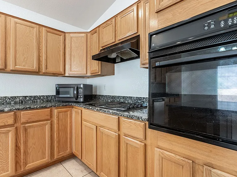 1520 E Villa Rita Dr — Photo 11