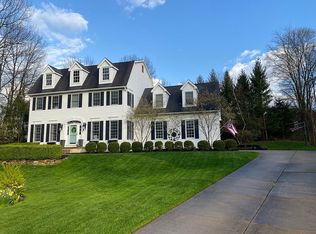 2989 Pine Trails Cir, Hudson, OH 44236