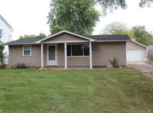 1956 Hoeft Dr, Commerce Township, MI