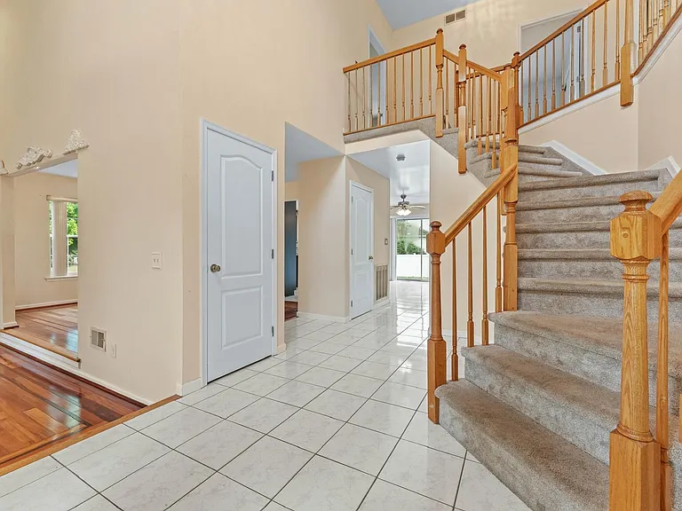 1 Gaelic Ct — Photo 30