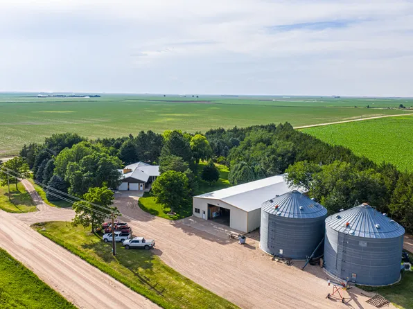 31422 744th Rd, Lamar, NE 69023