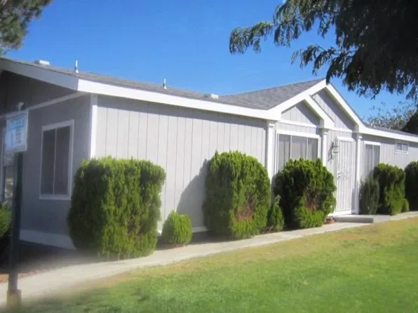 21621-80 Sandia Rd, Apple Valley, CA 92308