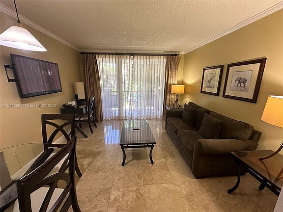 3rd image of 2951 S Bayshore Dr #206