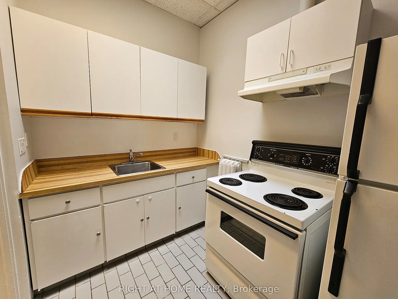 1 bed, $2,195 — Photo 3