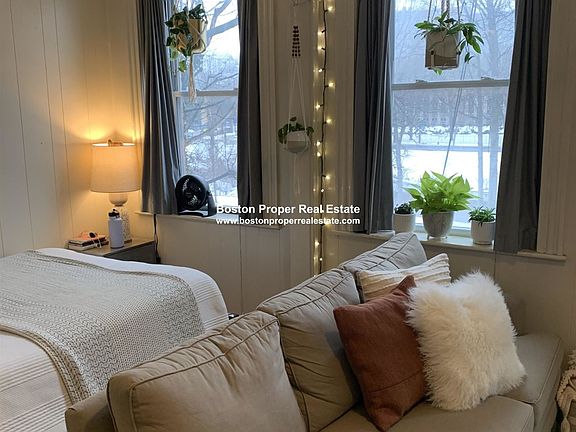 211 Park Dr. #22 Boston - Fenway Unit Photo 3