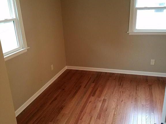 5th image of 1302 3rd Ave W