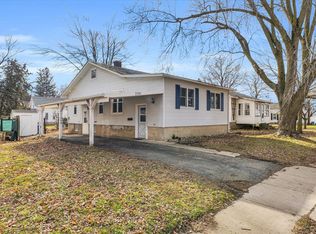 208 E Cemetery Ave, Chenoa, IL 61726