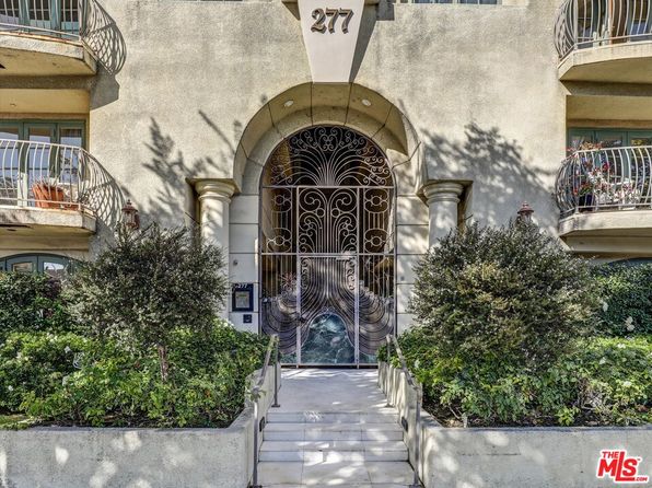 277 S Spalding Dr UNIT 102