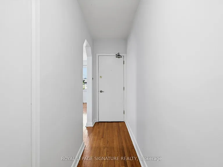 46 Albert Ave #5 — Photo 5