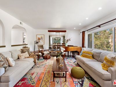 200 Bell Canyon Rd, Bell Canyon, CA, 91307