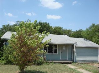 302 N Manning St, Caddo, OK 74729
