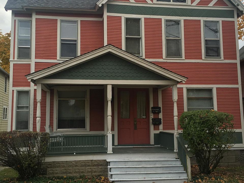 1st image of 426 Paris Ave SE