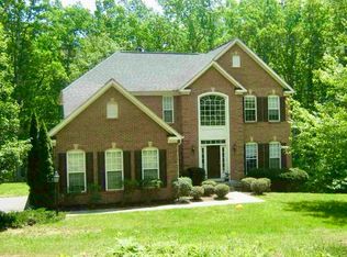 172 Carter Ln, Louisa, VA 23093