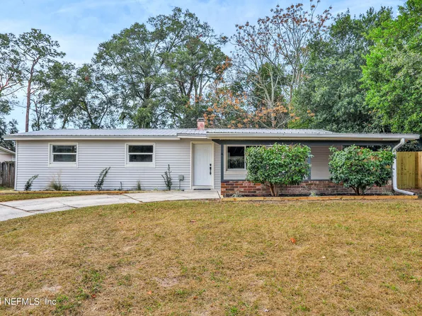594 CLERMONT Avenue S, Orange Park, FL 32073