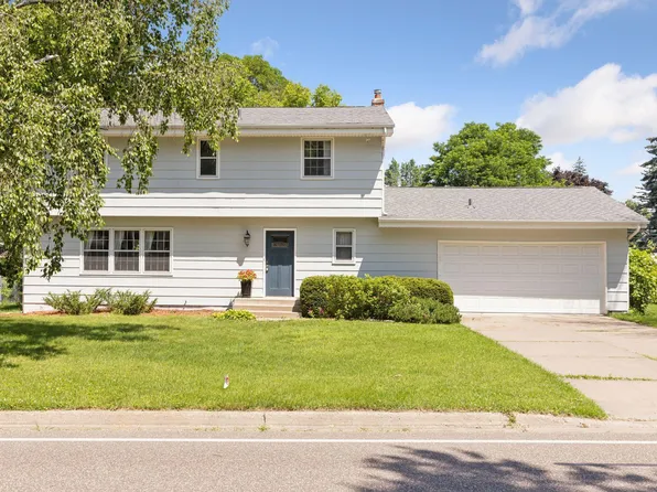 1797 Skillman Ave W, Roseville, MN 55113