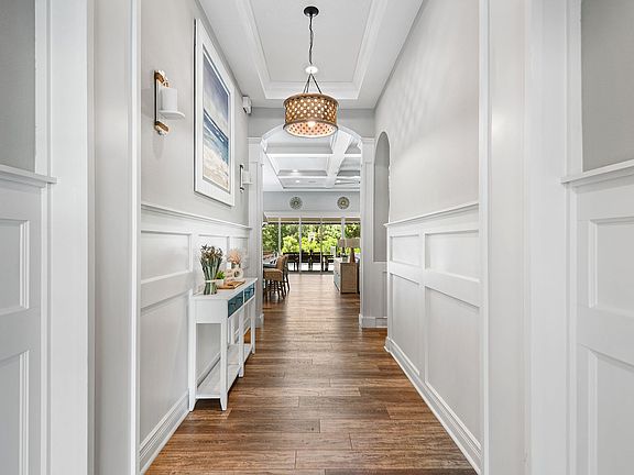 4th image of 3994 Woodland Retreat Blvd