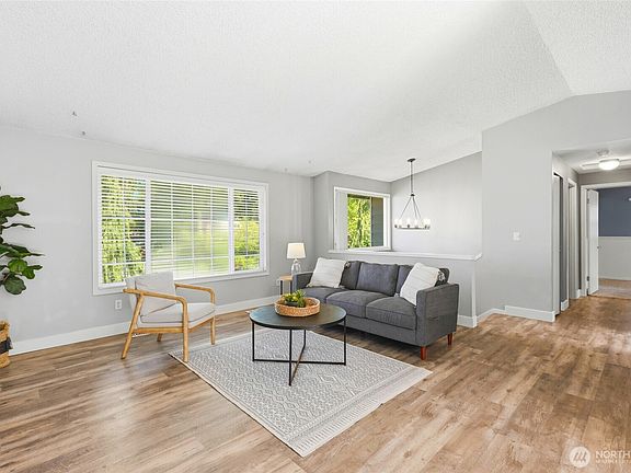 4th image of 14602 55th Avenue NE