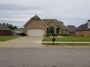 526 Overton Dr, Prattville, AL 36066