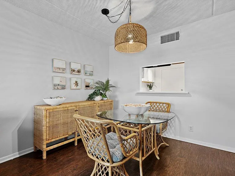 4500 N Flagler Dr #D16 — Photo 7
