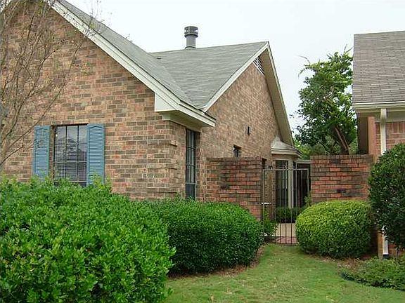 4th image of 4011 Ware Hill Dr