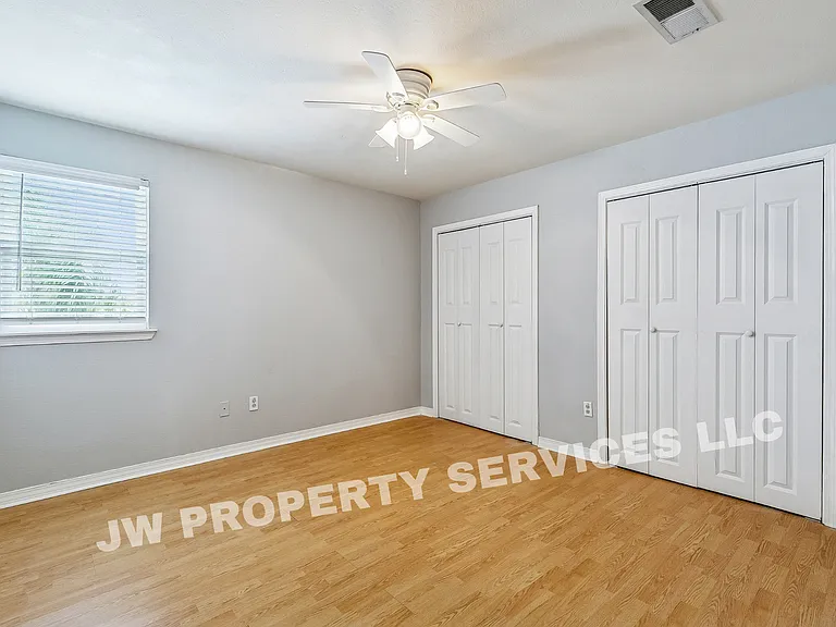3228 Lake Trail Dr — Photo 5