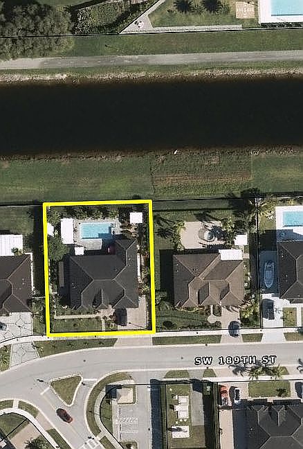 2nd image of 13671 SW 189th St