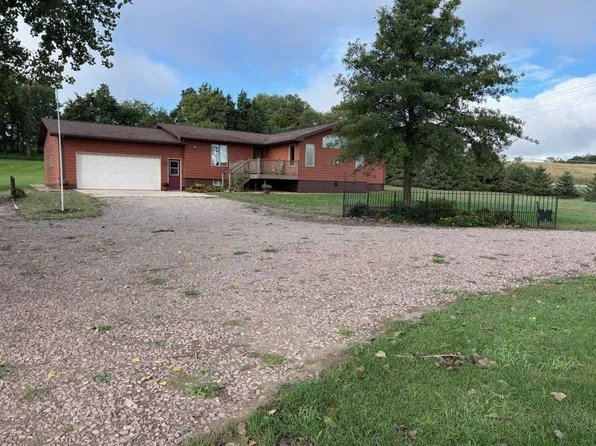 51444 836th Rd, Elgin, NE 68636