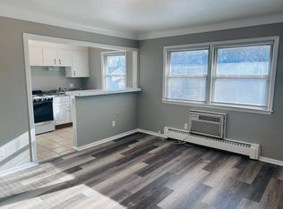 800 Dodd Rd APT 301, Saint Paul, MN 55118