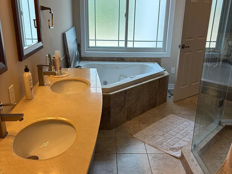 6 Joanna Cres — Photo 17