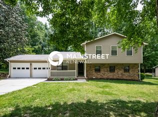 9570 Briar Creek Ln, Jonesboro, GA