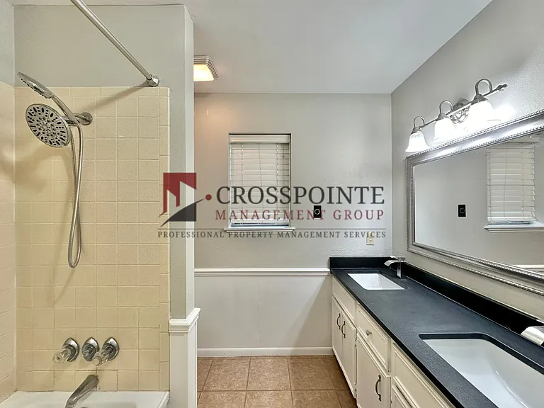 2448 Holly Ln — Photo 26