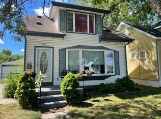 2120 Manatee St, Ferndale, MI 48220