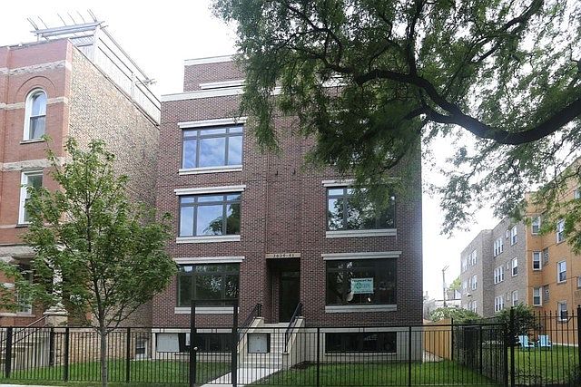 1st image of 2641 W Potomac Ave #1W