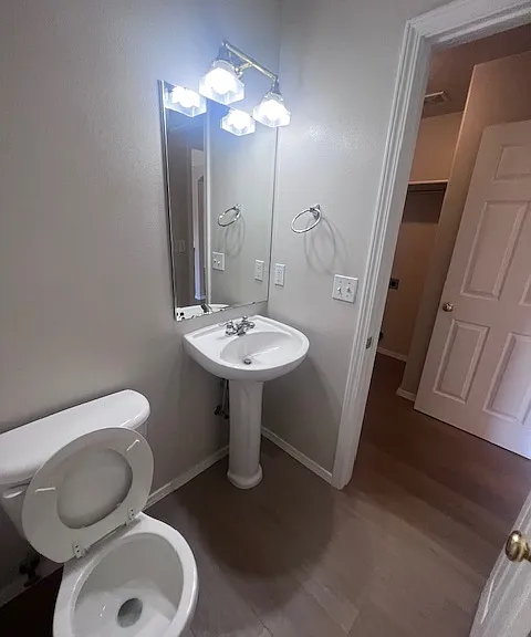 2803 Carnegie St — Photo 14