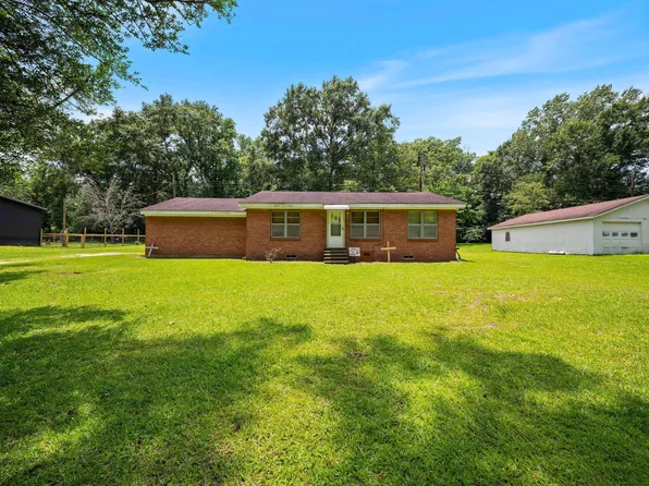 1108 Ricks Rd, Lufkin, TX 75901