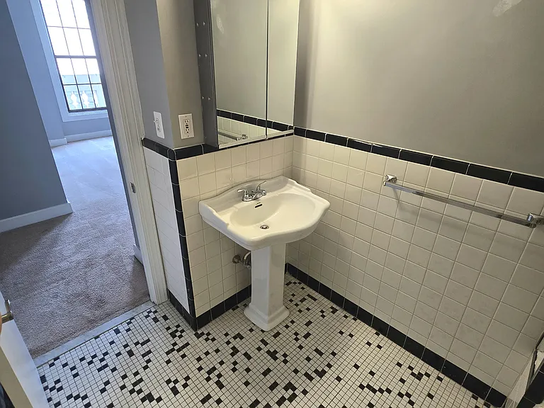 1 E Chase St #310 — Photo 17