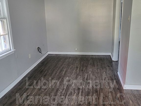 3rd image of 1892 Blair Hunt Dr