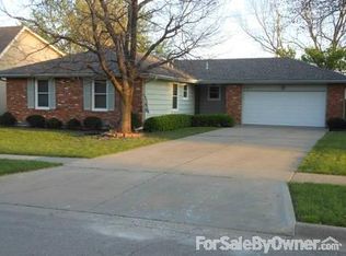 5913 SW 28th Ter, Topeka, KS 66614