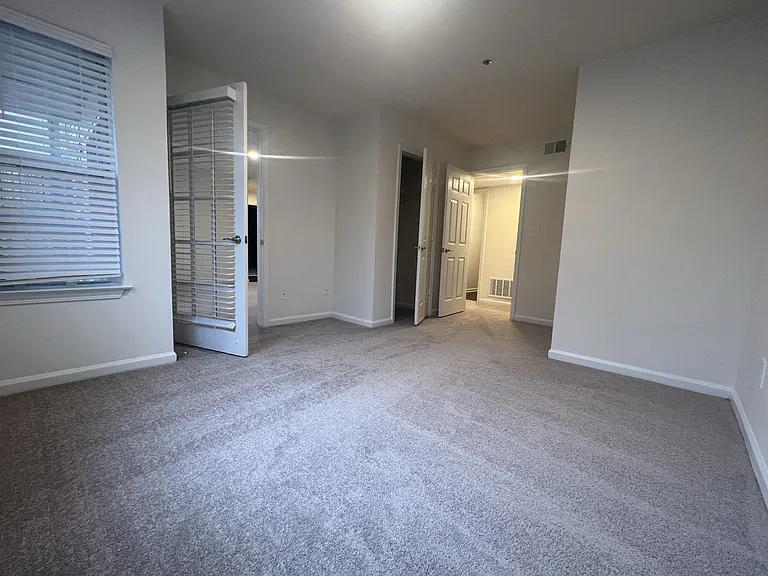 Wesley St. Claire Apartments at Lawrenceville — Photo 89