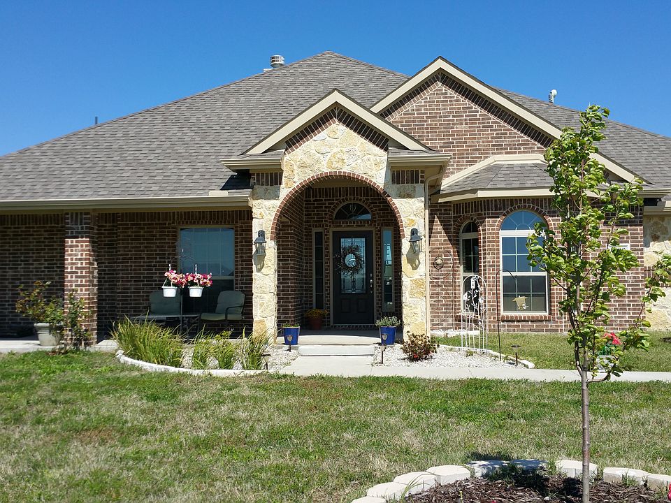 Large covered front porch