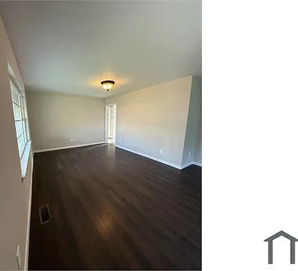 3 bed, 1155 sqft, $1,200 — Photo 2